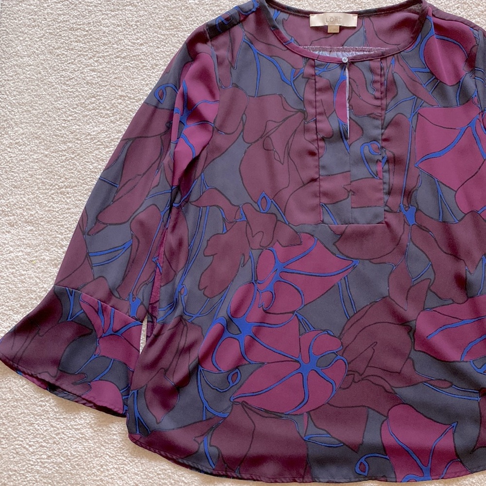 LOFT Purple/Blue Floral Blouse - Woman's Small